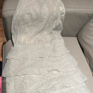 Beautiful sleeveless dress size 4